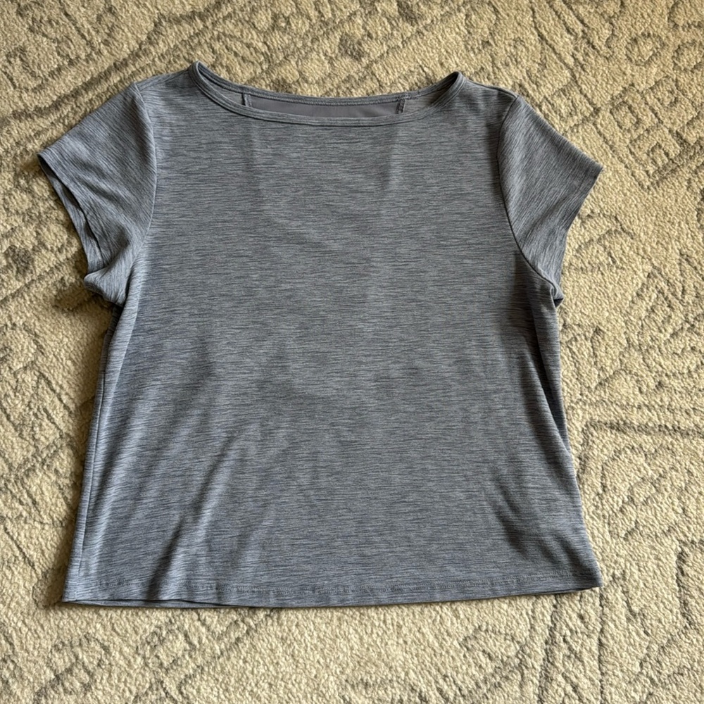 Old Navy Active Women’s Cropped Workout T-Shirt Size S